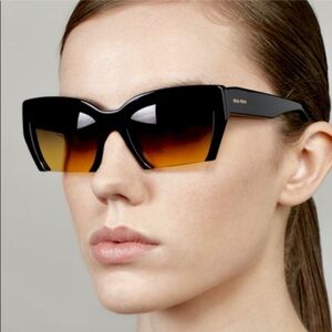 Miu Miu Sunglasses SMU 11O/S Black 1AB-1F2